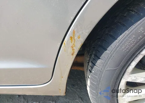 2009 Mercury Milan V6 Premier z USA, uszkodzony, nr VIN 3MEHM02159R622893